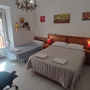 & Habitación en casa particular Constanti